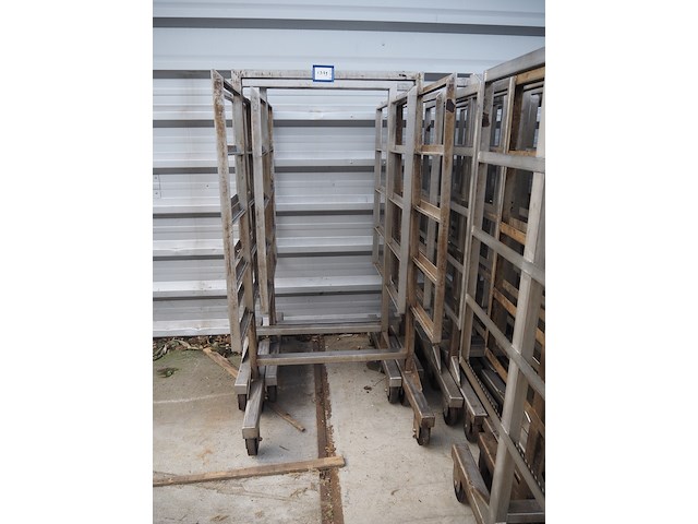 Nn smoke trolleys - afbeelding 3 van  5