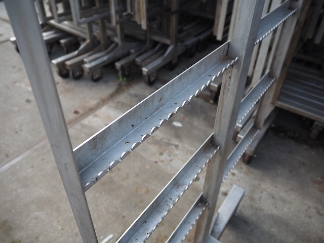 Nn smoke trolleys - afbeelding 4 van  5