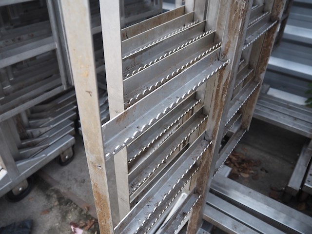 Nn smoke trolleys - afbeelding 4 van  5