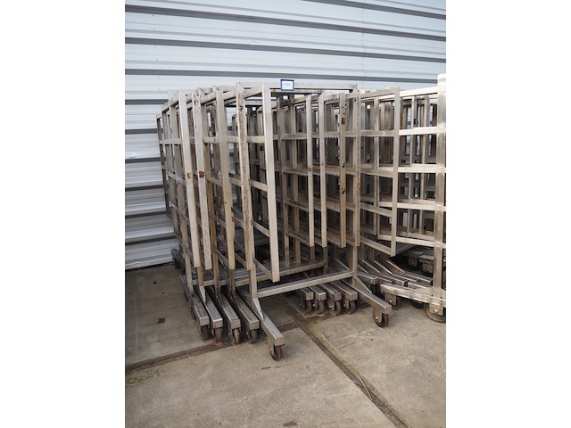 Nn smoke trolleys - afbeelding 1 van  5