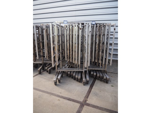 Nn smoke trolleys - afbeelding 3 van  5