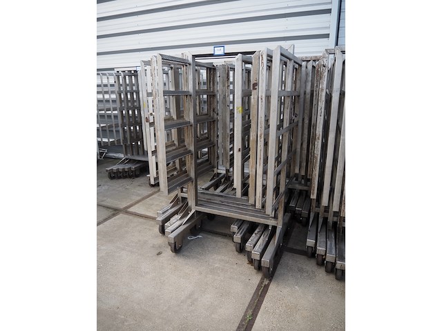 Nn smoke trolleys - afbeelding 2 van  5