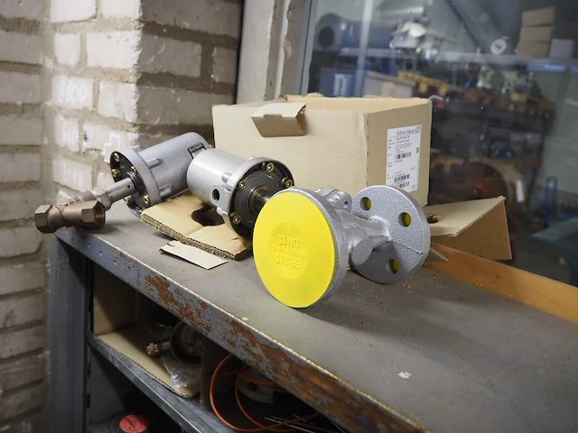 Nn spare parts - afbeelding 2 van  8