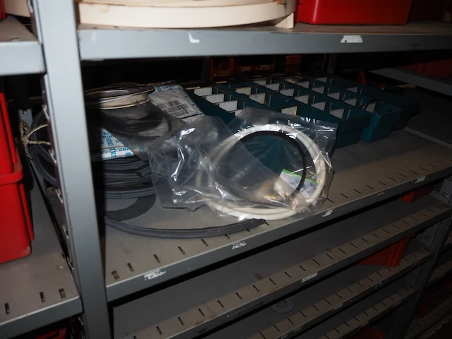 Nn spare parts - afbeelding 28 van  37