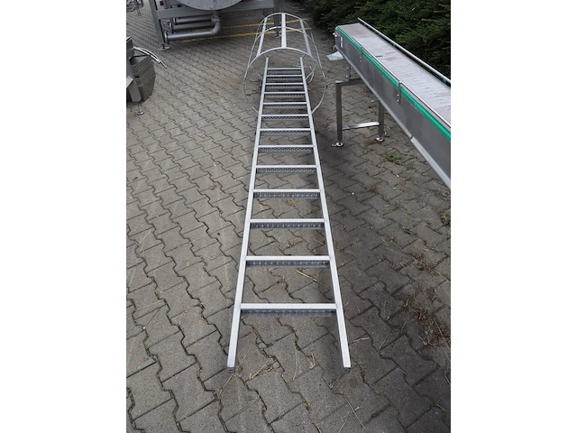Nn stairs - afbeelding 3 van  3
