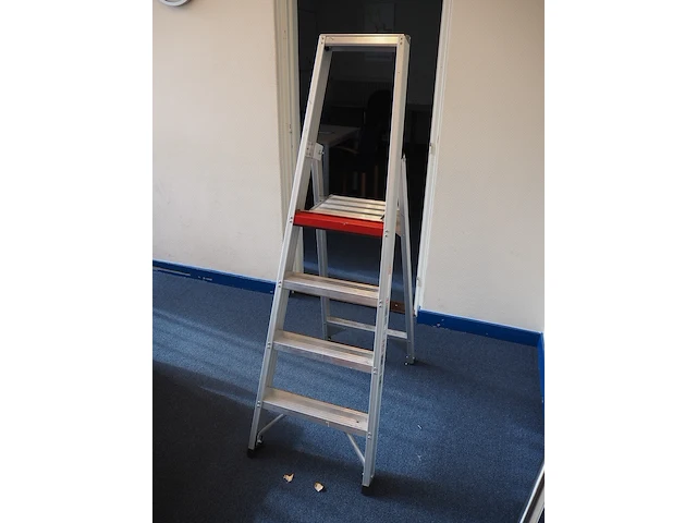 Nn stairs - afbeelding 2 van  3