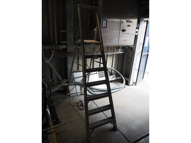 Nn stairs - afbeelding 1 van  3