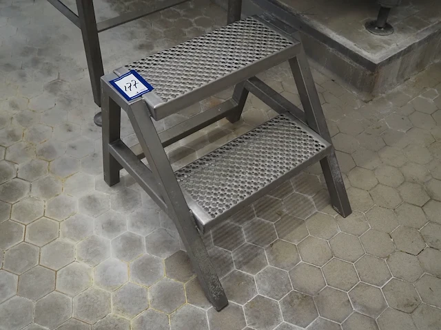 Nn stairs - afbeelding 1 van  2
