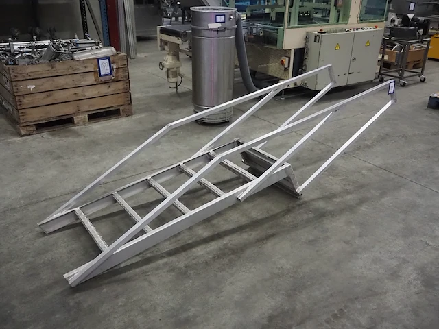 Nn stairs - afbeelding 2 van  6