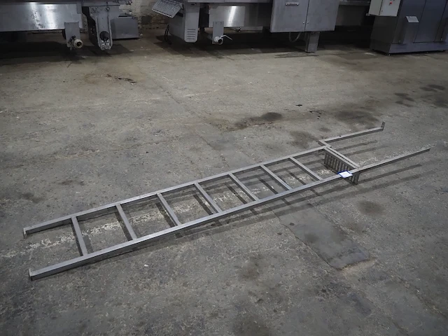 Nn stairs - afbeelding 2 van  4