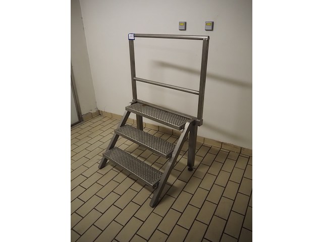 Nn stairs - afbeelding 1 van  2