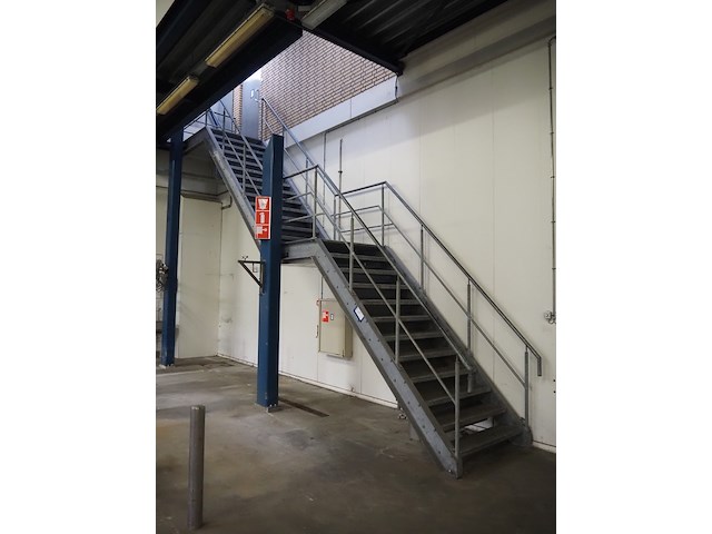 Nn stairs - afbeelding 1 van  11