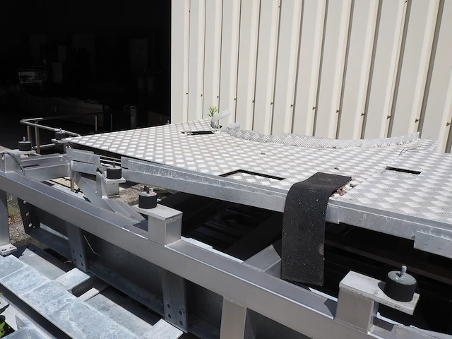 Nn steel beams - afbeelding 2 van  11