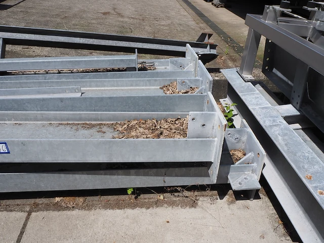 Nn steel beams - afbeelding 10 van  11