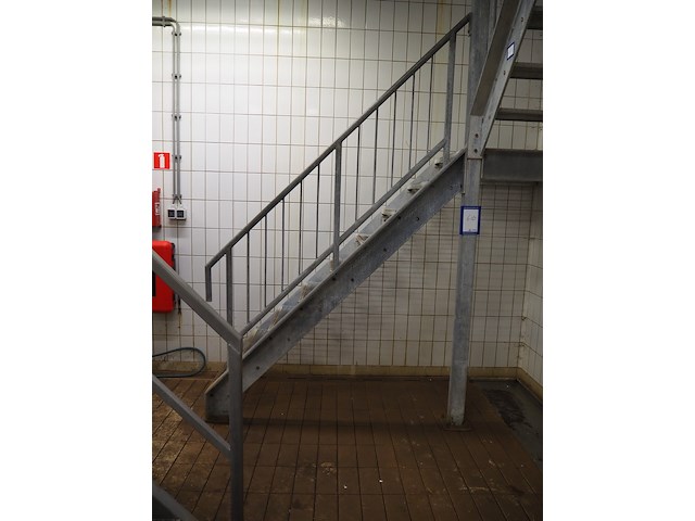 Nn steel stairs - afbeelding 7 van  12