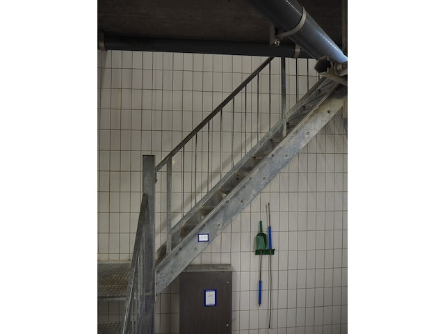 Nn steel stairs - afbeelding 11 van  12