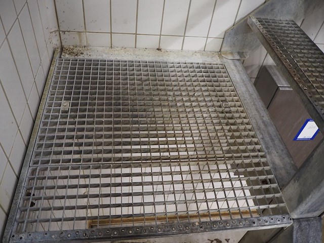 Nn steel stairs - afbeelding 12 van  12