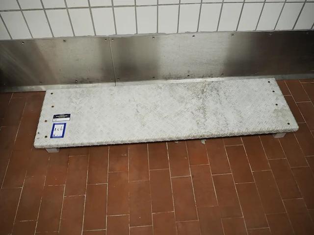 Nn step - afbeelding 8 van  8
