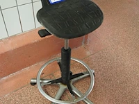 Nn stool - afbeelding 1 van  8