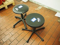 Nn stools - afbeelding 2 van  5