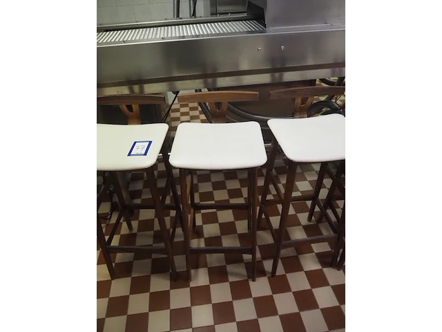 Nn stools - afbeelding 6 van  7