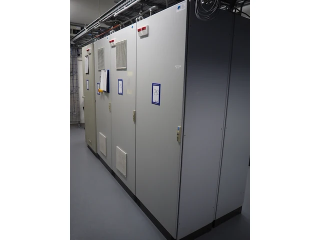 Nn switch cabinet for milk-cream separation line - afbeelding 8 van  15