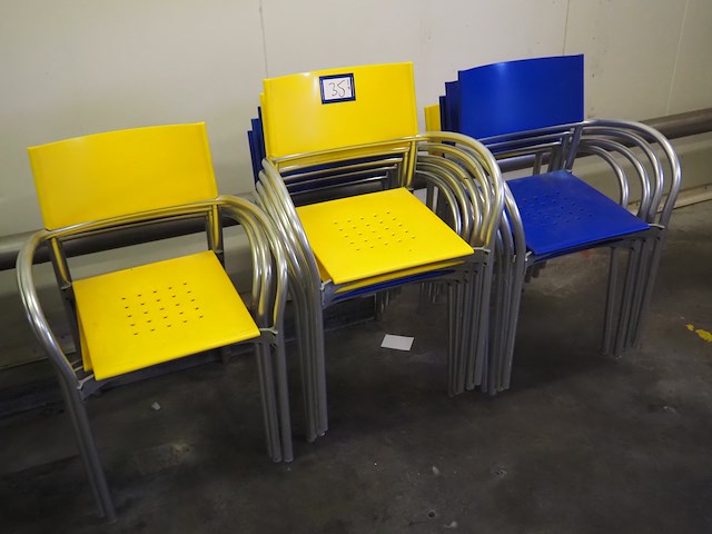 Nn table and chairs - afbeelding 4 van  4