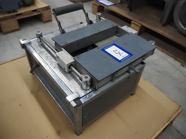 Nn table saw - afbeelding 2 van  8