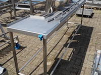 Nn table with buckets - afbeelding 2 van  9
