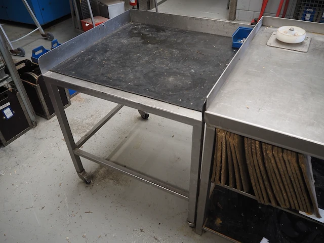 Nn table - afbeelding 5 van  6