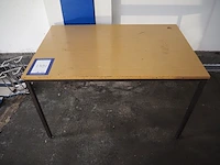 Nn table - afbeelding 2 van  2