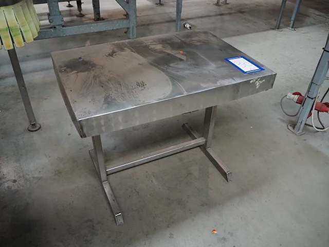 Nn table - afbeelding 2 van  4
