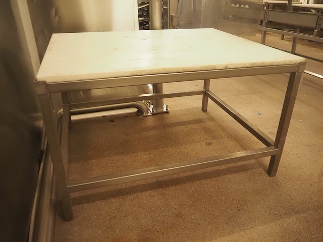 Nn table - afbeelding 3 van  5