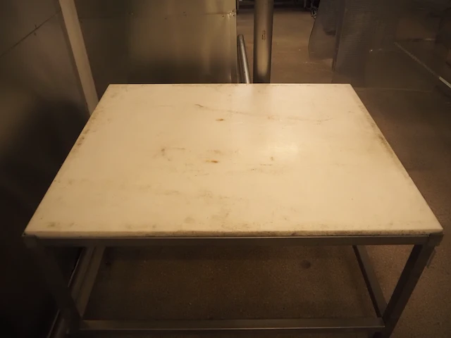 Nn table - afbeelding 4 van  5