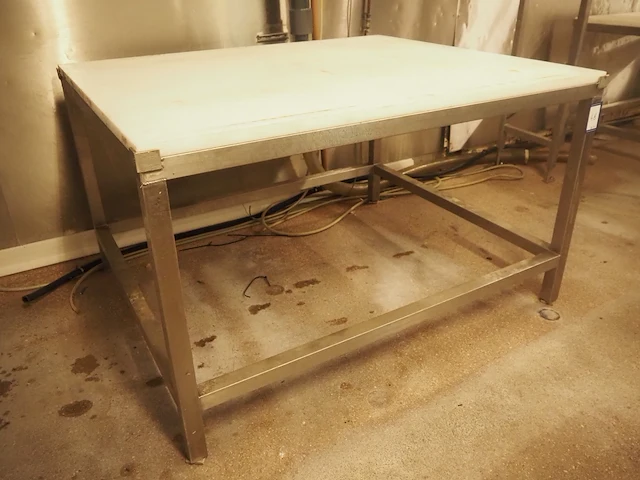Nn table - afbeelding 2 van  6