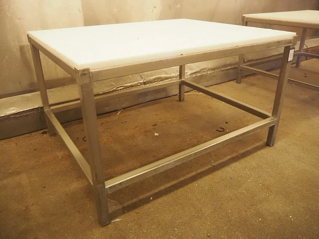 Nn table - afbeelding 2 van  6