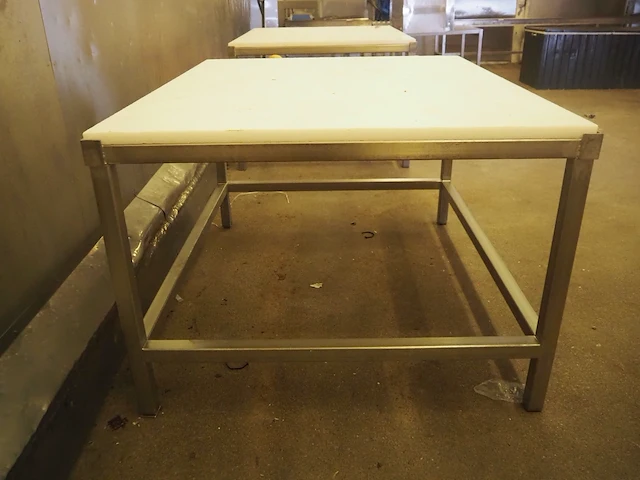 Nn table - afbeelding 3 van  6