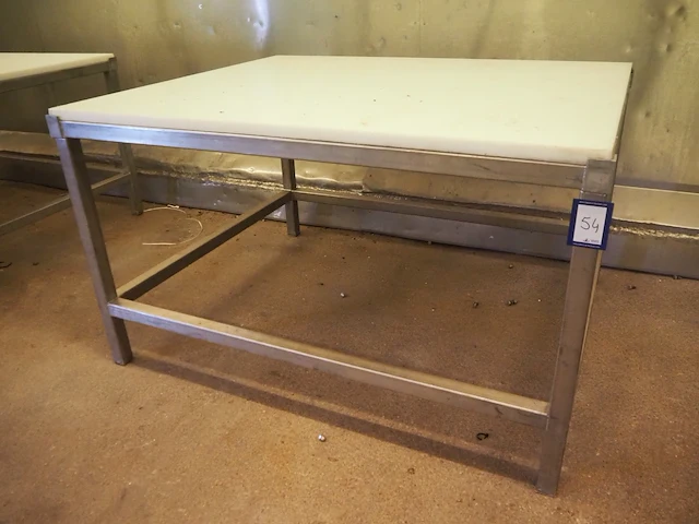 Nn table - afbeelding 1 van  6