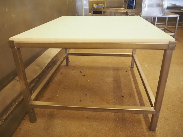 Nn table - afbeelding 3 van  6