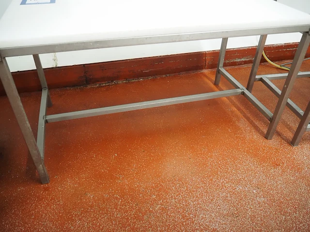 Nn table - afbeelding 3 van  3