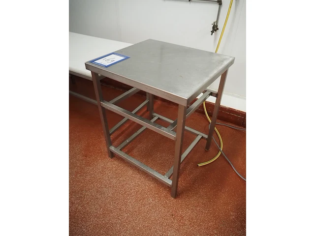 Nn table - afbeelding 2 van  4
