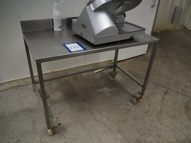 Nn table - afbeelding 1 van  3