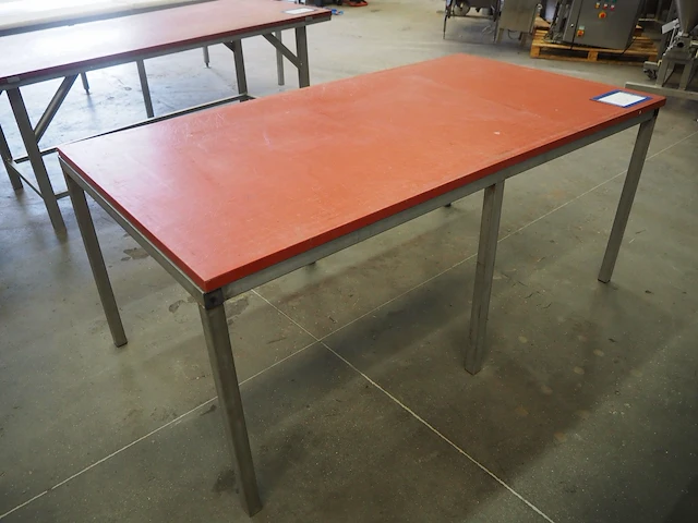 Nn table - afbeelding 1 van  3