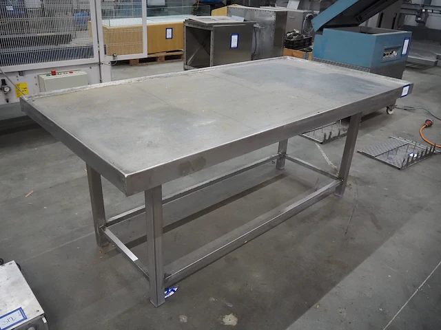 Nn table - afbeelding 2 van  4