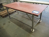Nn table - afbeelding 1 van  4