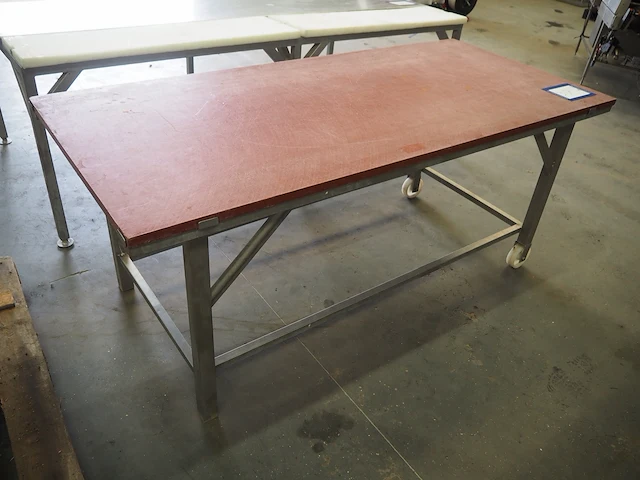 Nn table - afbeelding 2 van  4