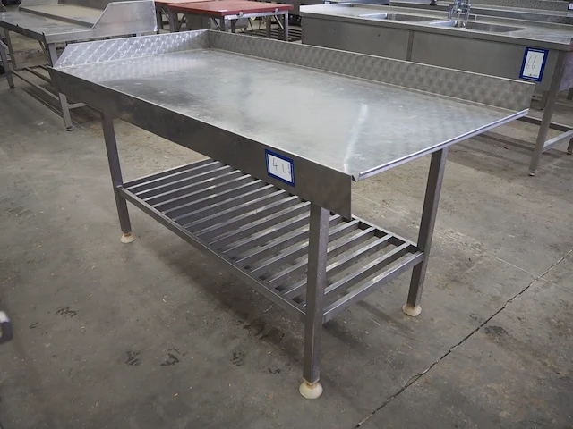 Nn table - afbeelding 1 van  6