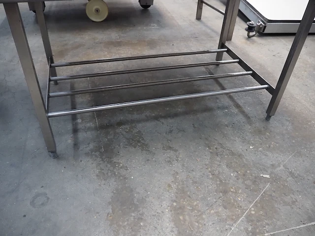 Nn table - afbeelding 3 van  4
