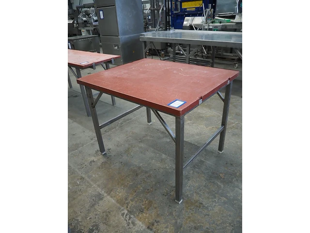 Nn table - afbeelding 1 van  3