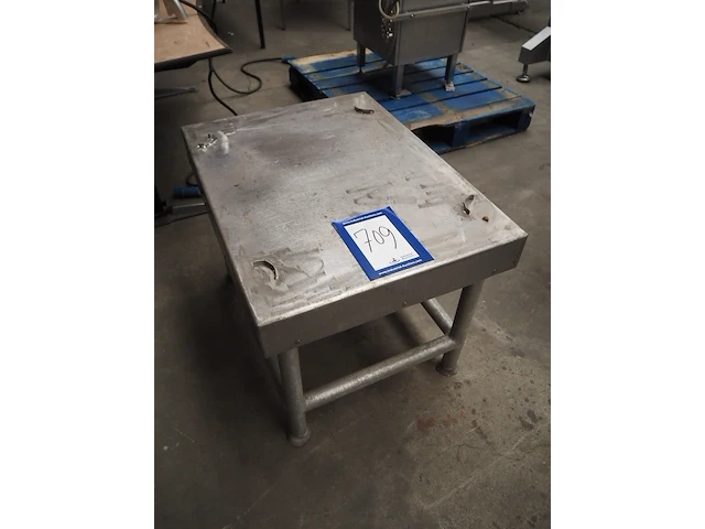 Nn table - afbeelding 1 van  5